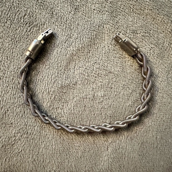 Bass Guitar String Bracelet - Picture 2 of 4